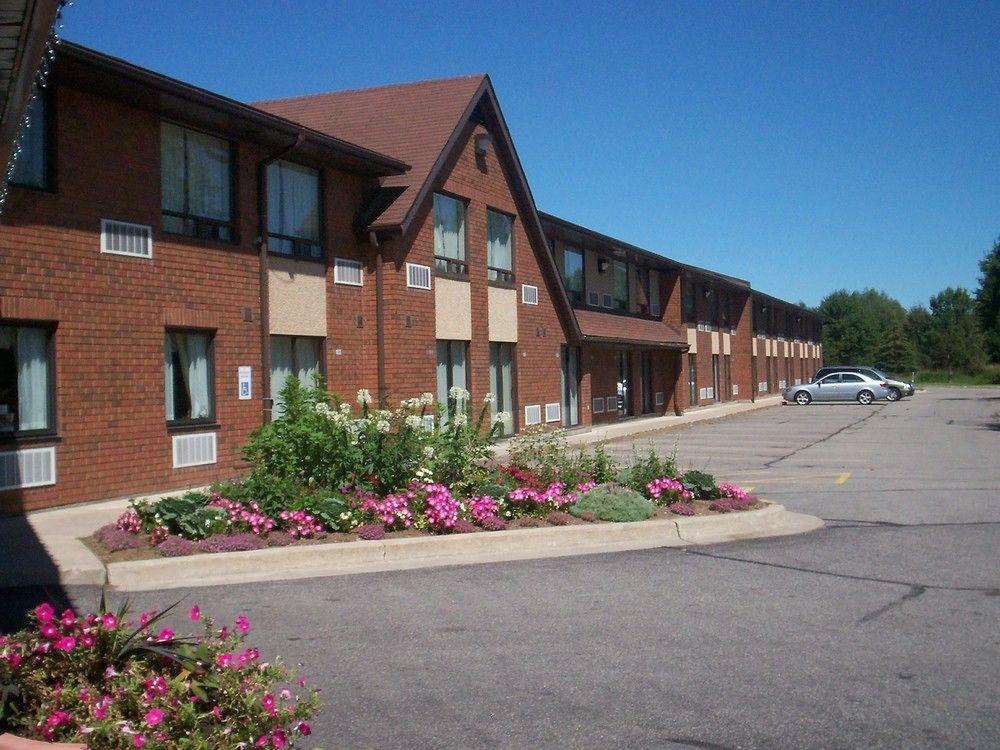 Comfort Inn Lakeshore North Bay Exterior photo