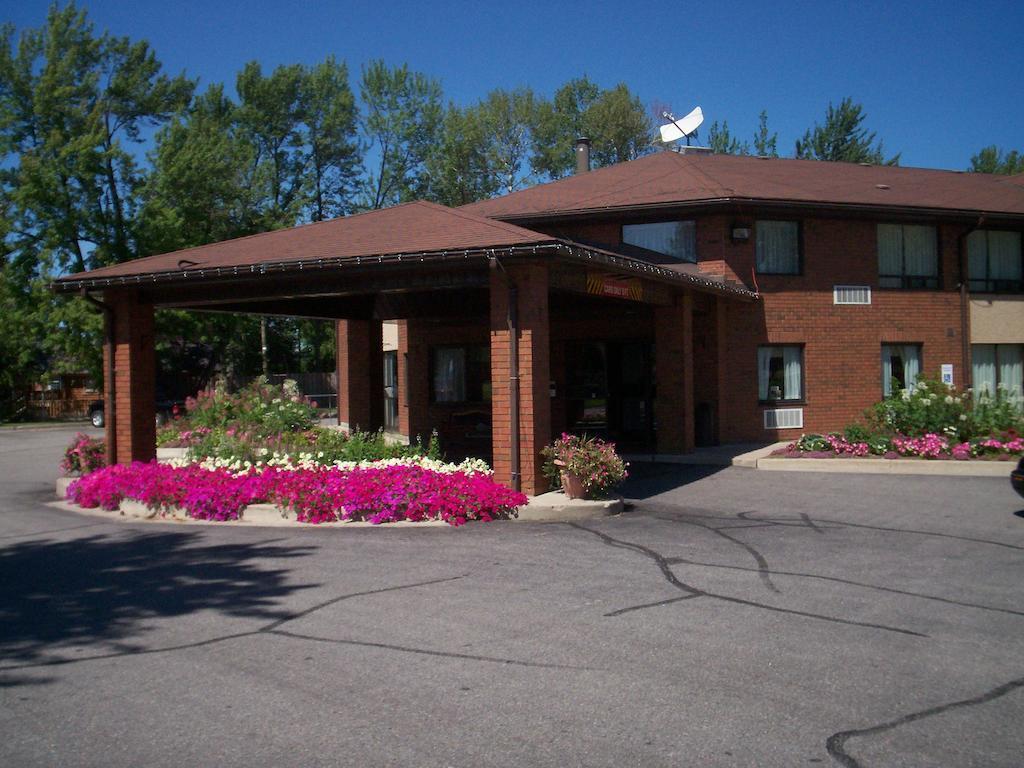 Comfort Inn Lakeshore North Bay Exterior photo