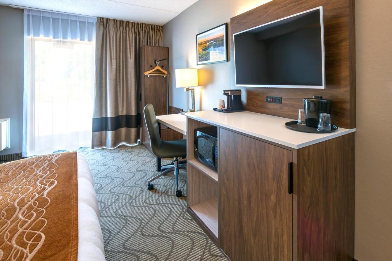 Comfort Inn Lakeshore North Bay Exterior photo